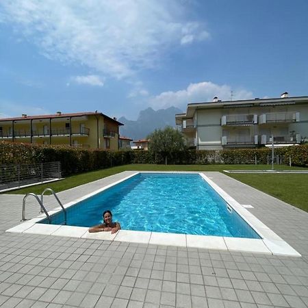 Ferienwohnung Garden & Pool Perugini Torbole Sul Garda Exterior foto