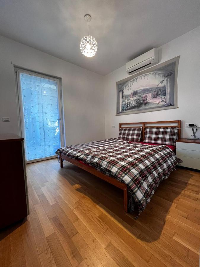Ferienwohnung Garden & Pool Perugini Torbole Sul Garda Exterior foto