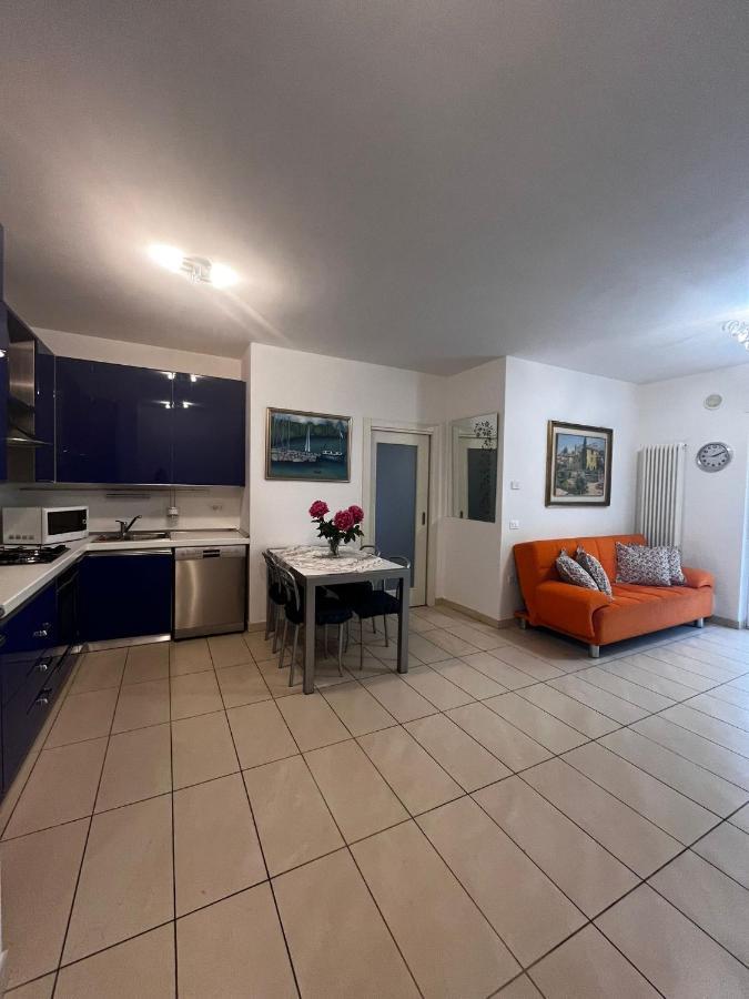 Ferienwohnung Garden & Pool Perugini Torbole Sul Garda Exterior foto